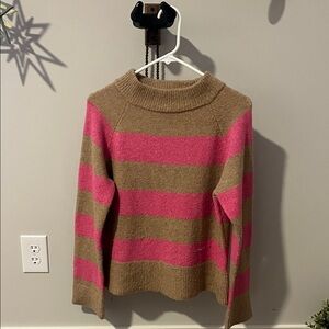 John + Jenn Pink and Tan Striped Turtleneck Sweater